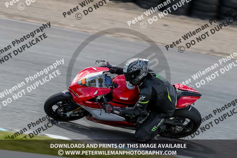 enduro digital images;event digital images;eventdigitalimages;lydden hill;lydden no limits trackday;lydden photographs;lydden trackday photographs;no limits trackdays;peter wileman photography;racing digital images;trackday digital images;trackday photos